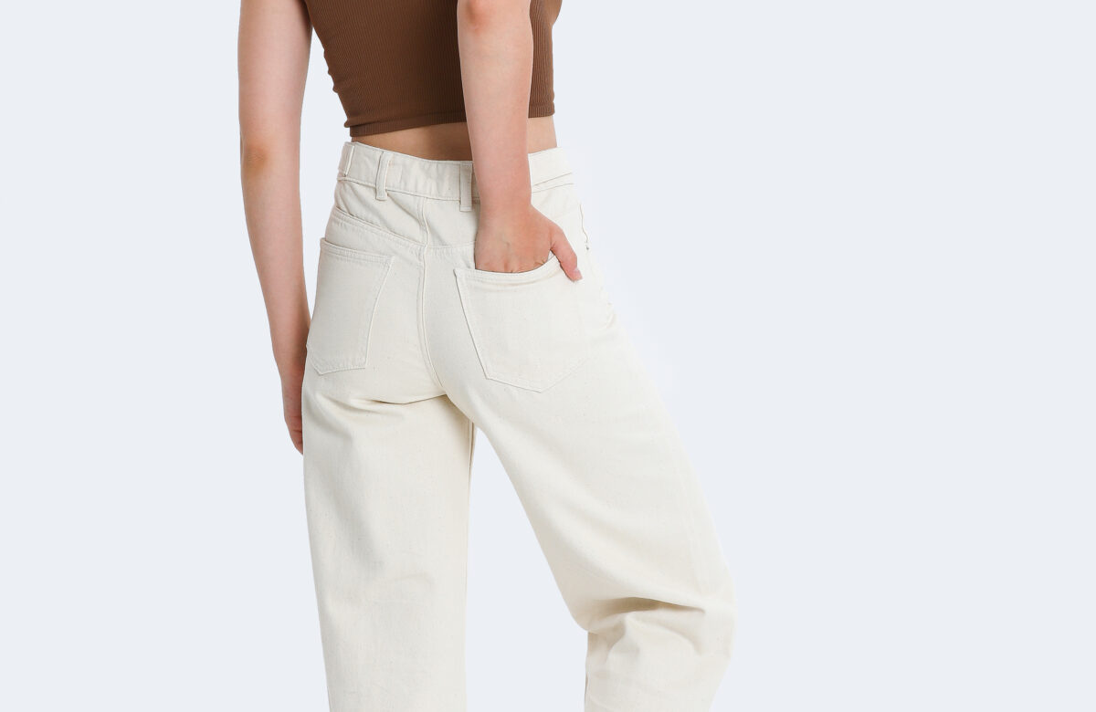 The Ultimate Summer Jeans: White Wide Leg Jeans to Keep You Cool
