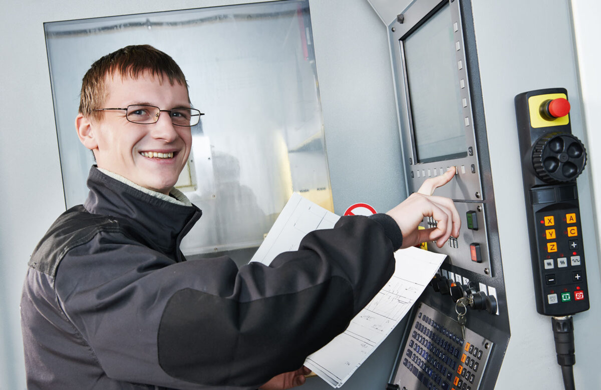 What To Look For In A CNC Machine Repair Technician